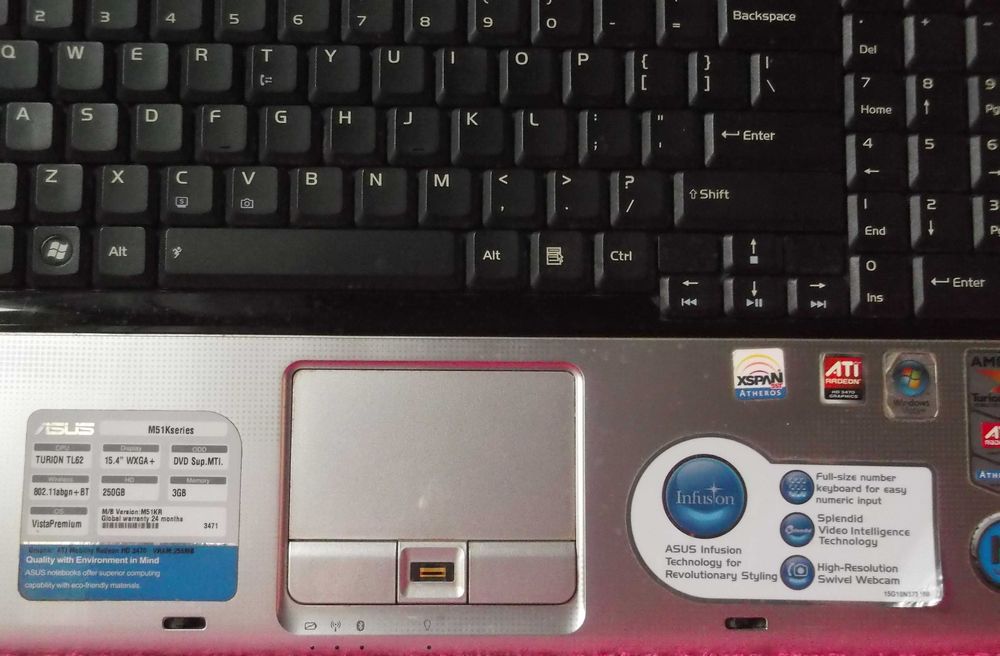 Laptop Asus model M51KR. 15,4