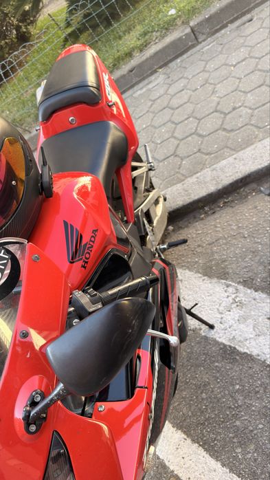 Honda cbr1000rr fireblade