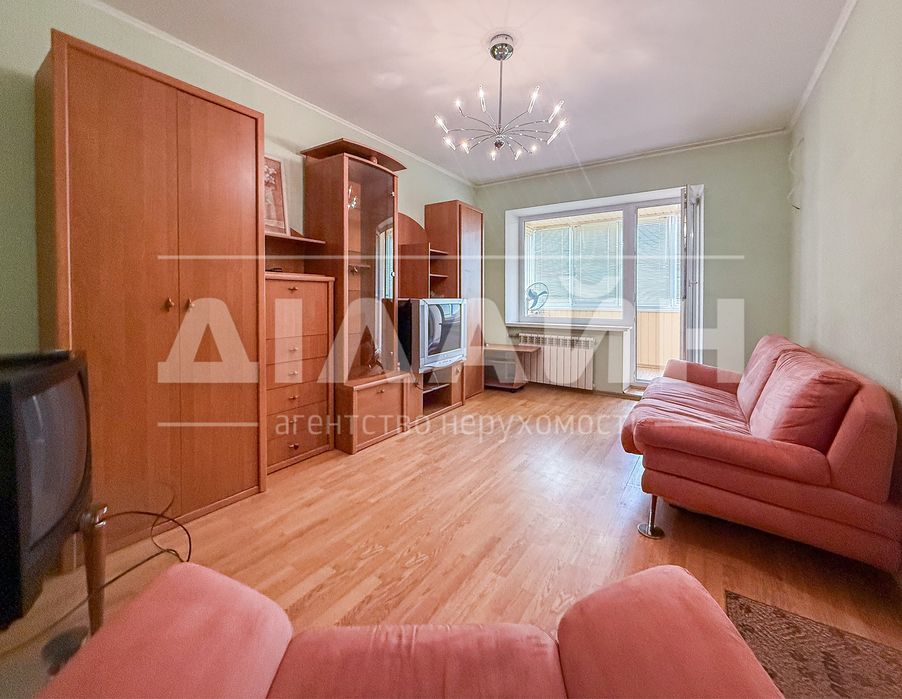 Доступна 2х кімн на Ладозькій 24 7/10  п