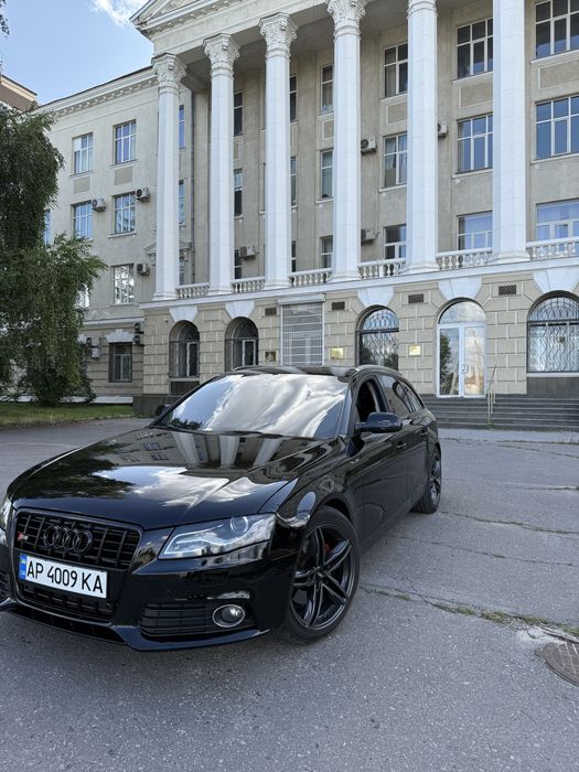Продам Audi a4b8 2011року