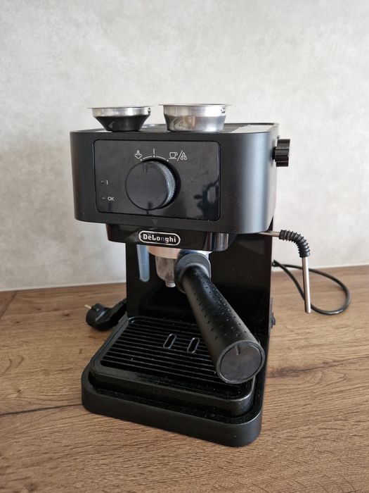 Ekspres ciśnieniowy DeLonghi Stilosa