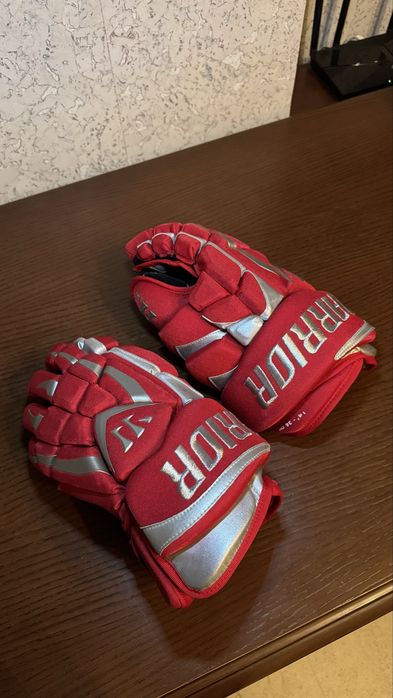 Хоккейные перчатки BAUER Senior 14”/36 см, красные