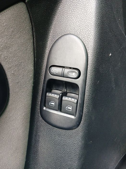 Comando / botão / interruptor vidros frente esquerdo SEAT Toledo II (1
