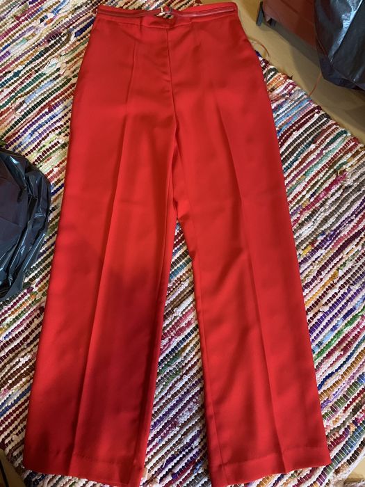 Calca vermelha imperial