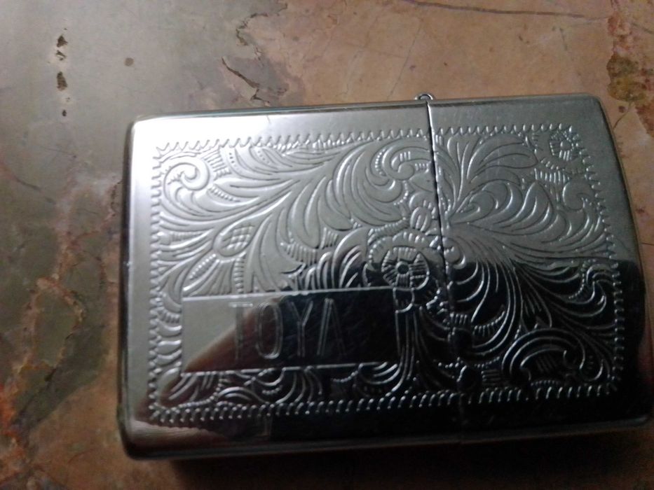 Isqueiro Zippo Venetian