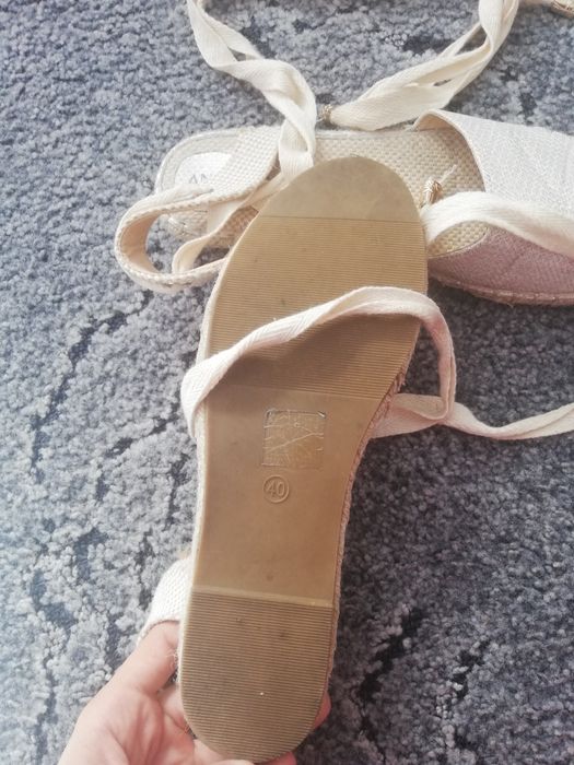 Sandały damskie wiązane espadryle