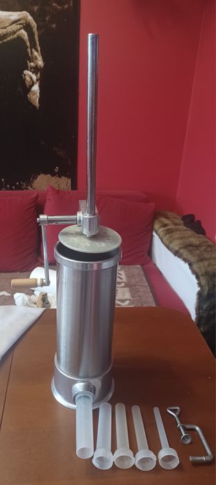 Nadziewarka, do kiełbasy nowa