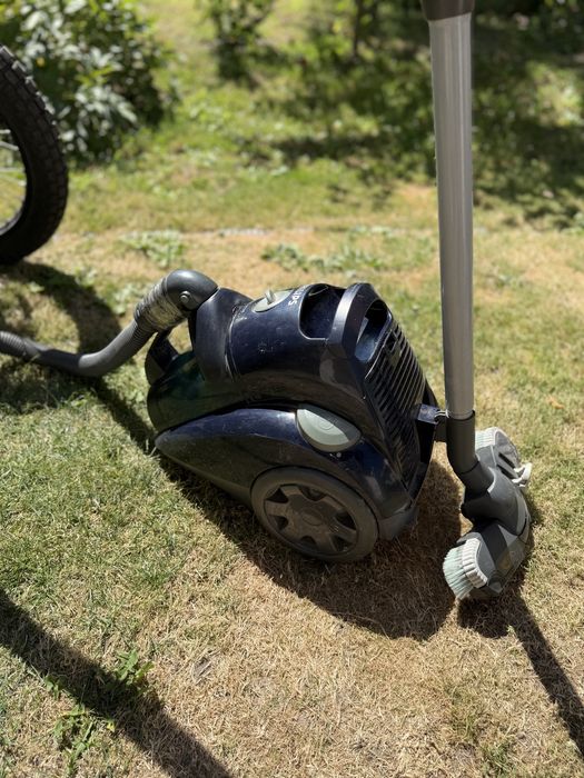 Пилосос philips easy clean