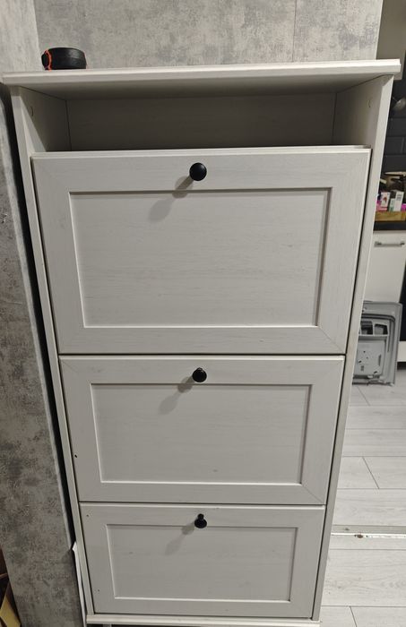 Szafka na buty IKEA BRUSALI szafka na buty 3 przedziały