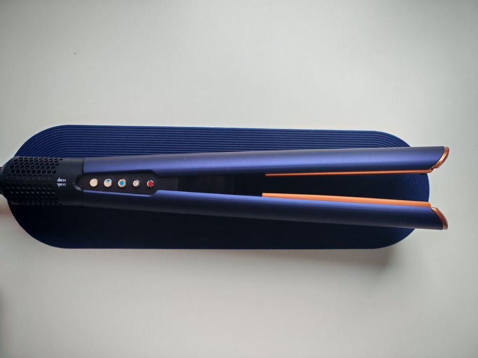 Dyson Airstrait – prostownica + suszarka 2w1