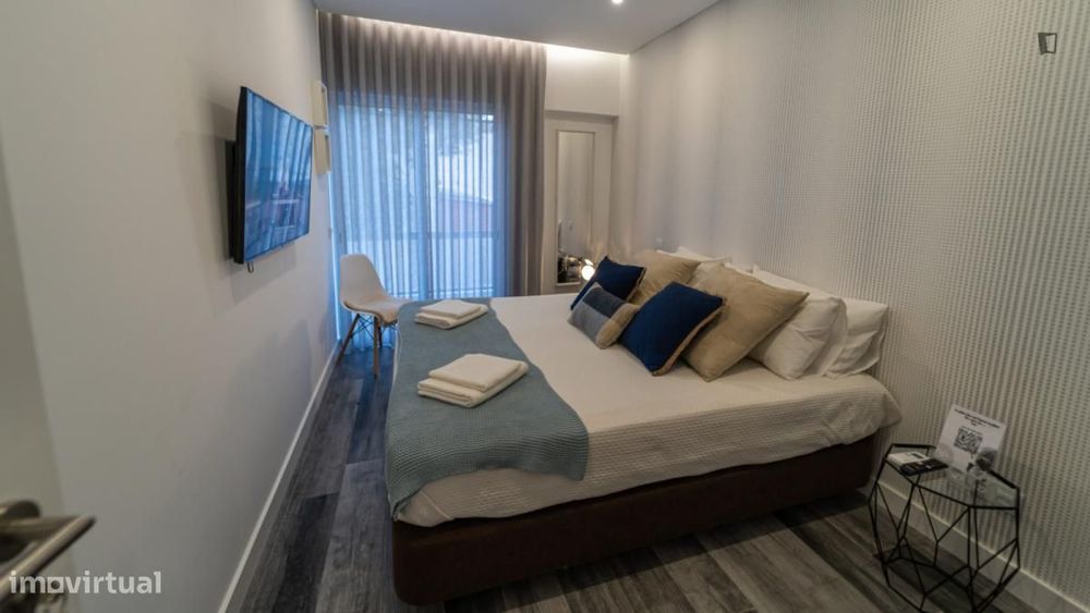 Quarto - localizado em Faro