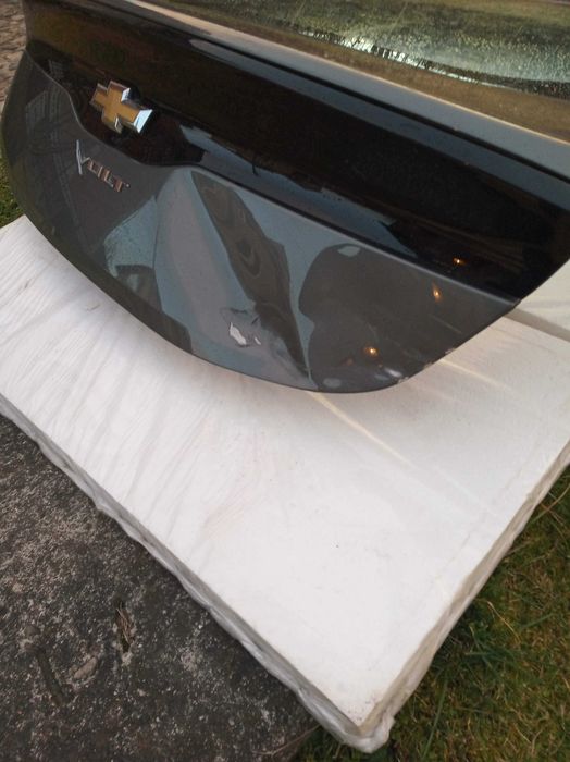 Кришка багажника шевроле вольт 2, сірий під реставрацію