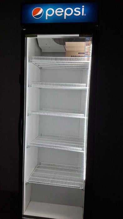 Холодильник Pepsi