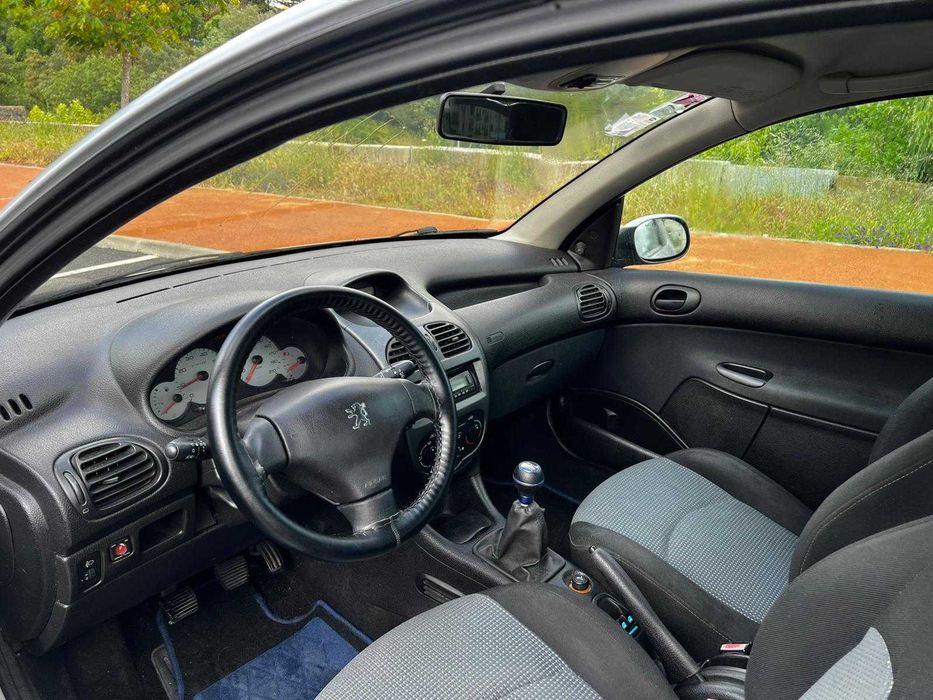 Peugeot 206 1.1 SPORT (180.000 KMS) - Impecável