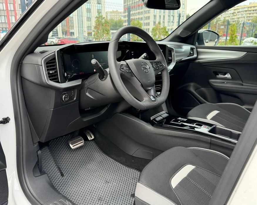 Opel Mokka Official