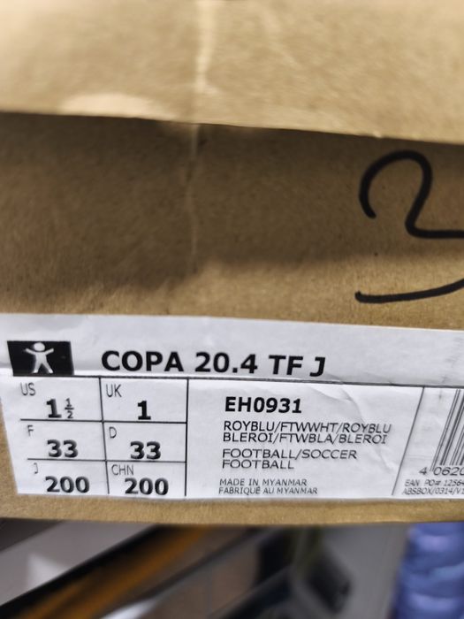 Buty piłkarskie Adidas rozmiar 33
