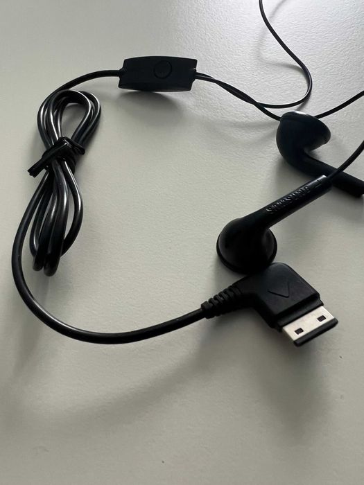 Słuchawki przewodowe Samsung