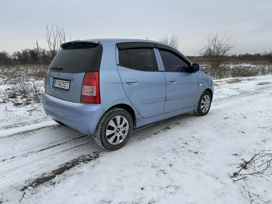 Kia Picanto 2007 г газ-бензин