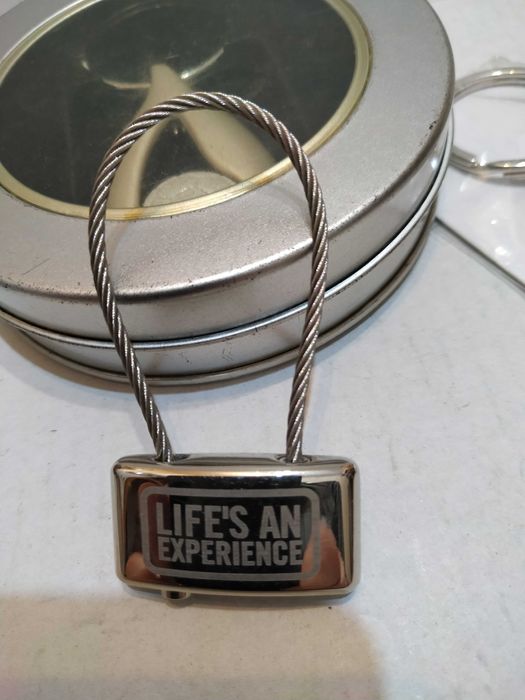 брелок для ключей дома, авто и т.п. брендированные