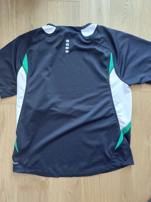 Koszulka treningowa marki Nike rozmiar L