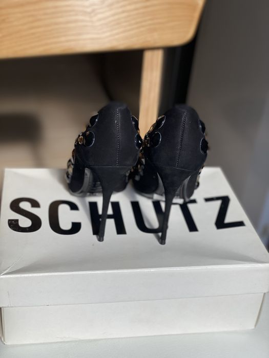 Нові замшеві туфлі лодочки на шпильці SCHUTZ замшевые лодочки шпилька