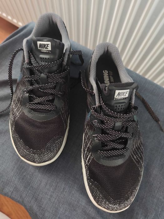 Nike Free Train Versatility | Unisex | Rozmiar 40 (25.5cm) | Stan BDB | Trening/Siłownia