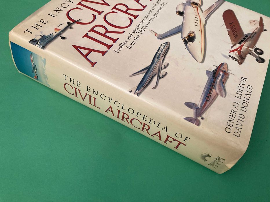 Livro The Encyclopedia of Civil Aircraft 1999