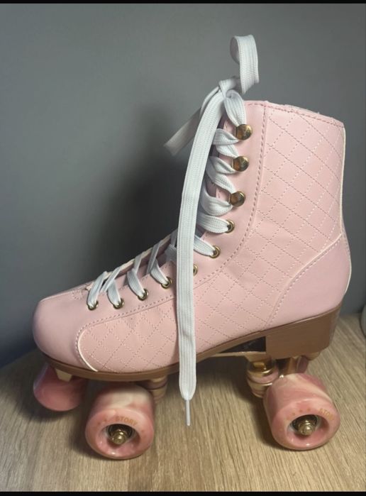 Różowe wrotki story Phoenix