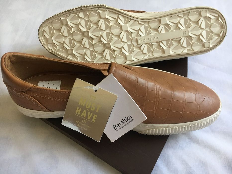 Слипоны новые Bershka 38 р.