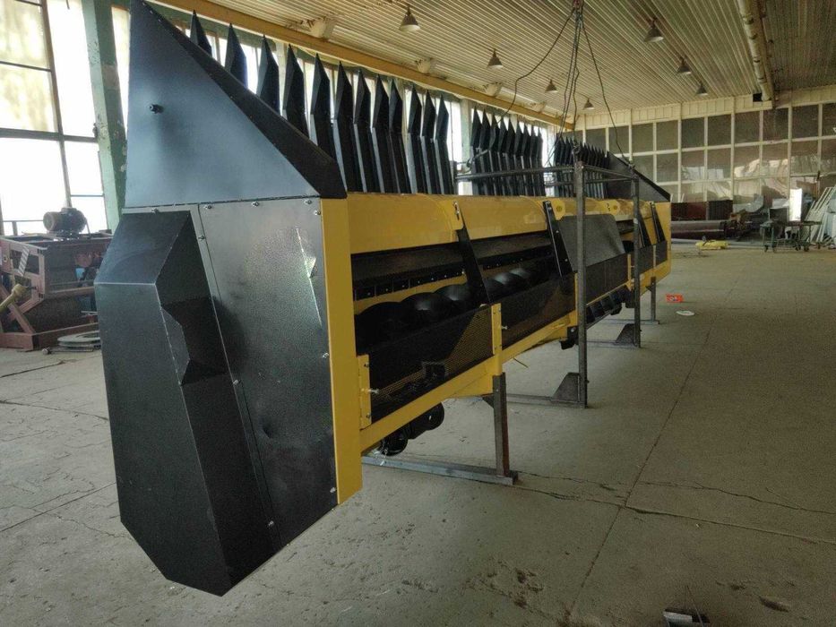 Жатка для уборки подсолнечника. Жатка  соняшникова.