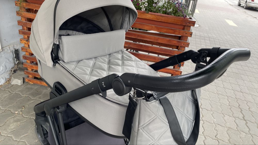 Коляска 2в1 Roan Ivi