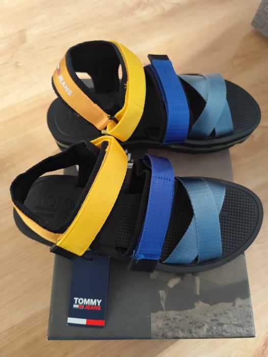 Sandały unisex Tommy Hilfiger 42 nowe