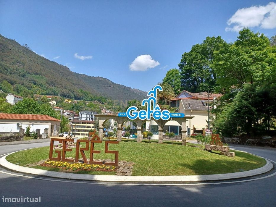 Apartamento T2 de Luxo com terraço novos no centro da Vila do Gerês