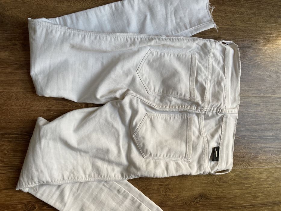 Spodnie jeans z dziurami rozm. XS DRDENIM