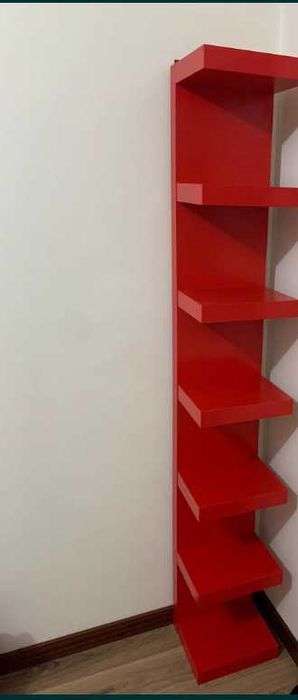 Estante para arrumações