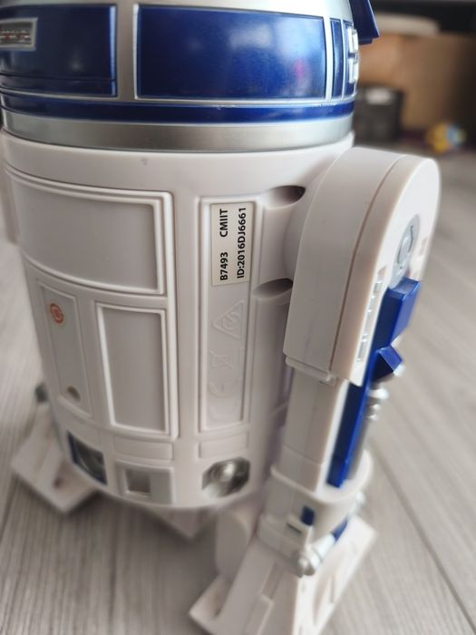 Star Wars sterowany R2-D2