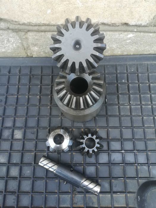 Сателіти КПП Сателиты МКПП JC7 JC5 стакан тришипа чашка під тришип