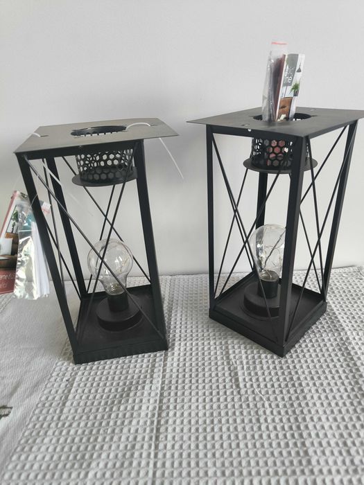 Par de Lanternas Decorativas em Metal com Lâmpada LED