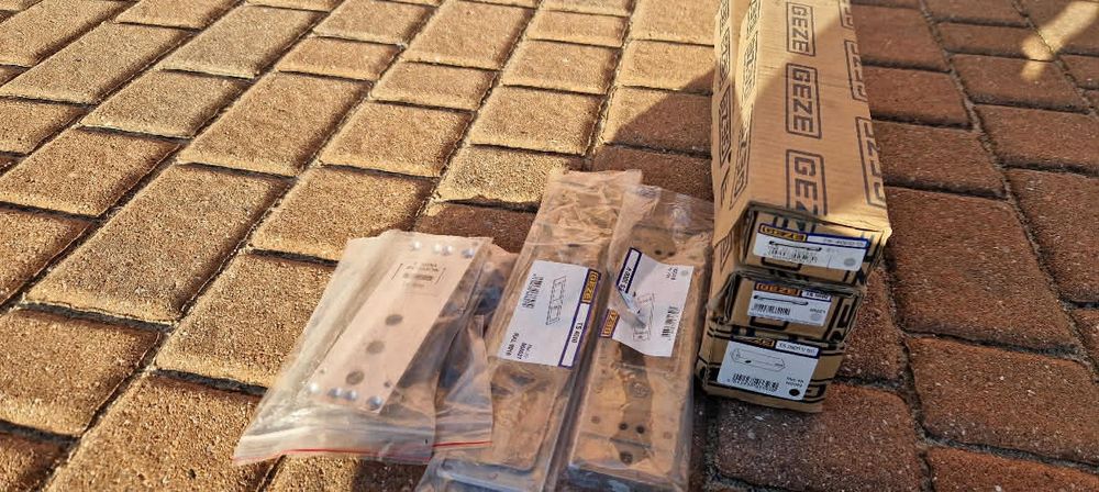 Дверний доводчик Geze TS 3000