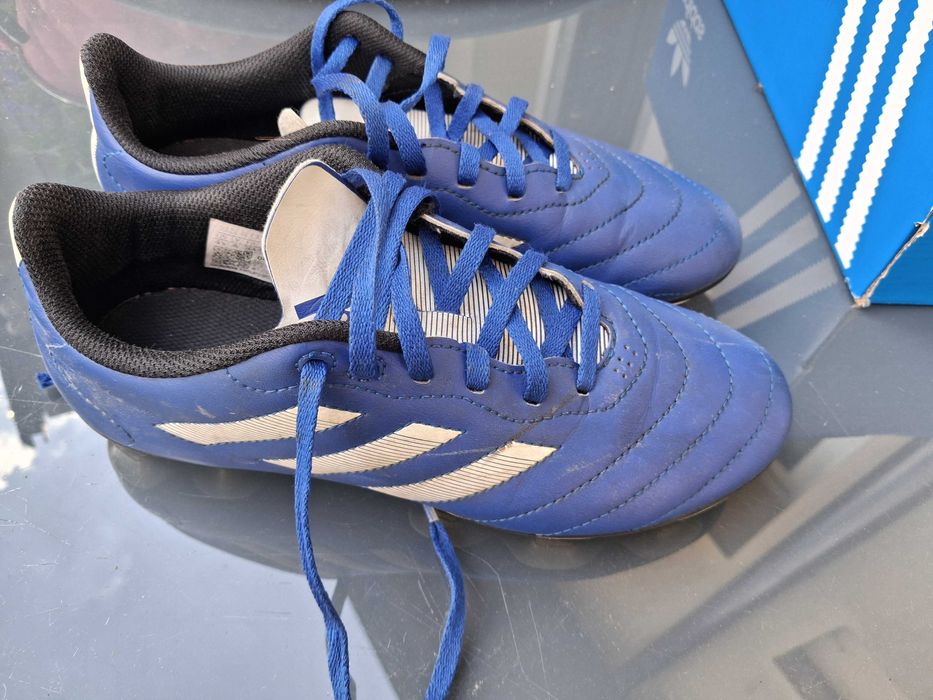 Adidas korki dla dziecka buty do piłki 36 2/3 używanie 23 cm