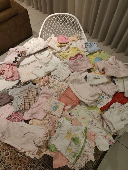 Lote de roupa menina bebé 1 - 6 meses
