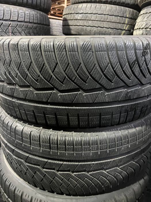 Michelin 225/55/18 пара зимних шин