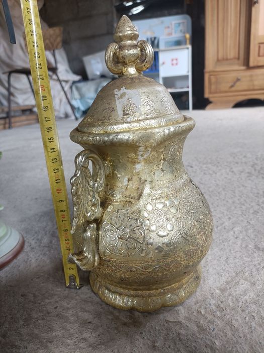 Estátuas diversas decoração