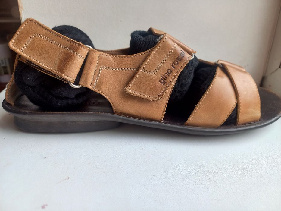 Сандалі gino rossi