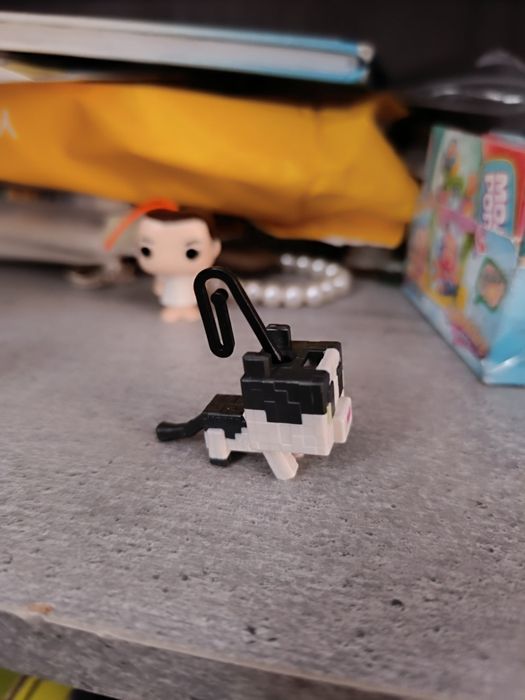 Кіндер Майнкрафт Kinder Joy Minecraft Алекс, Кіт, Скелет, Павук, Золотий блок