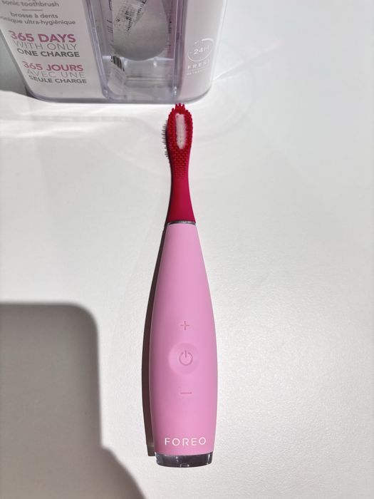 Escova de dentes da Foreo Issa 3, com caixa e carregador original