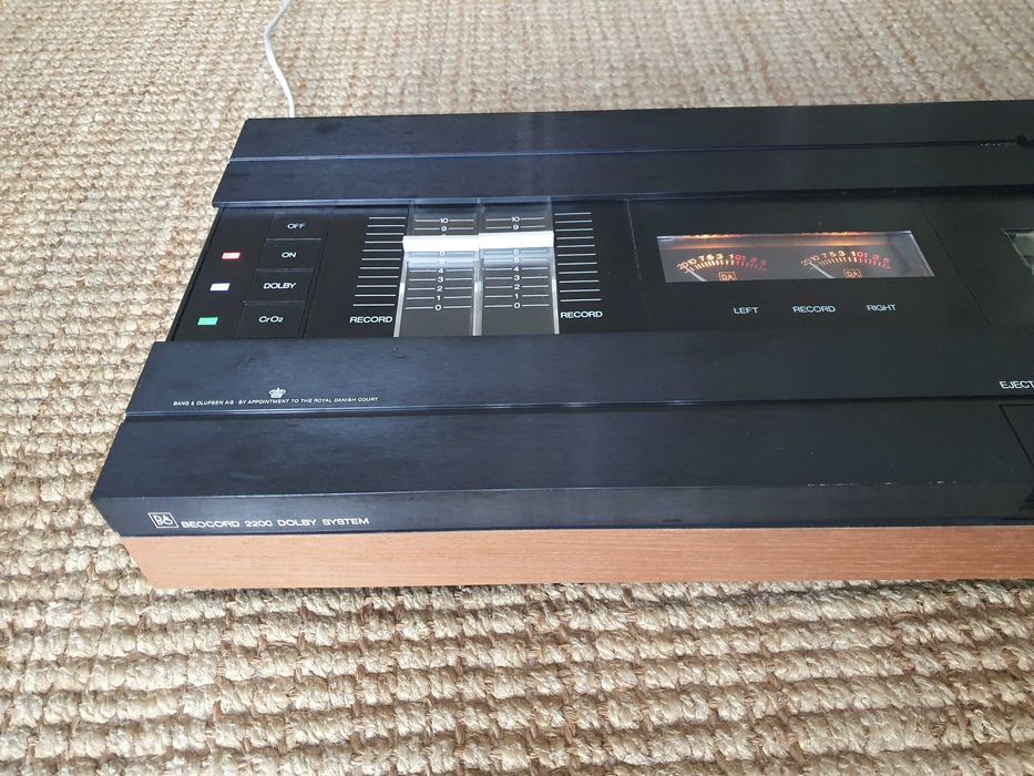 Deck de fita cassete Bang & Olufsen Beocord 2000