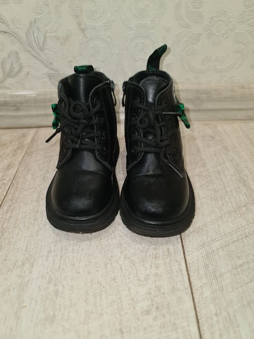 Зимові ботиночки для дівчинки. 24р.