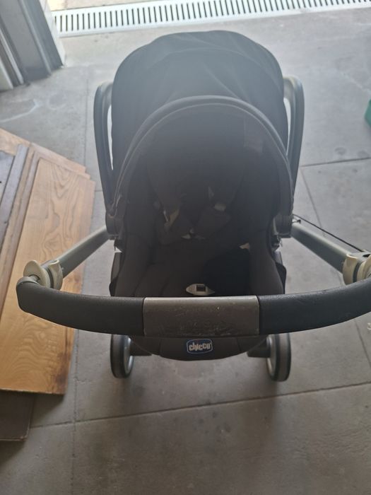 Carrinho de bebé chico