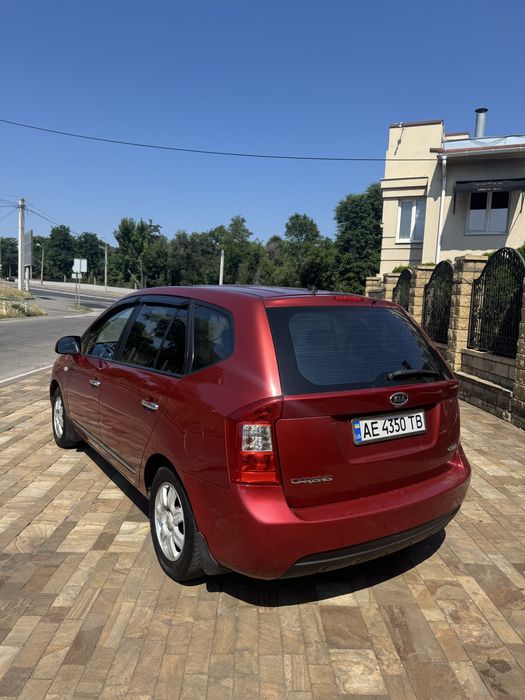 Продам Kia Carens 2008 г. 2.0 дизель